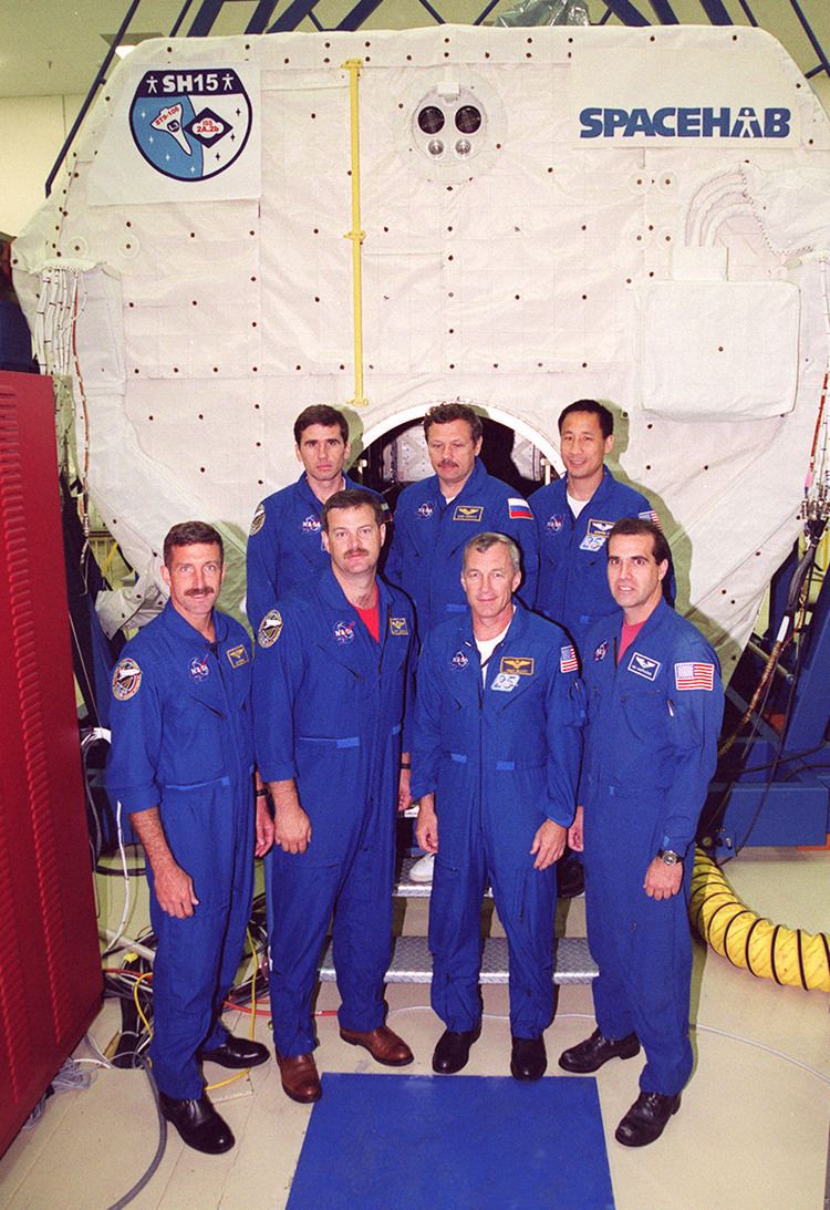 STS-106 STS106 KSC Electronic Photo File
