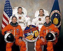 STS-113 httpsuploadwikimediaorgwikipediacommonsthu