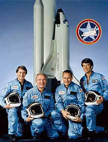 STS-5 httpsuploadwikimediaorgwikipediacommonsthu