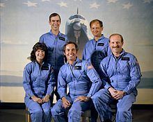 STS-7 httpsuploadwikimediaorgwikipediacommonsthu