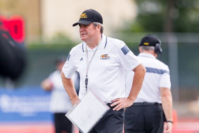 Stu Lang Guelph Gryphons football coach Stu Lang forges unique path for
