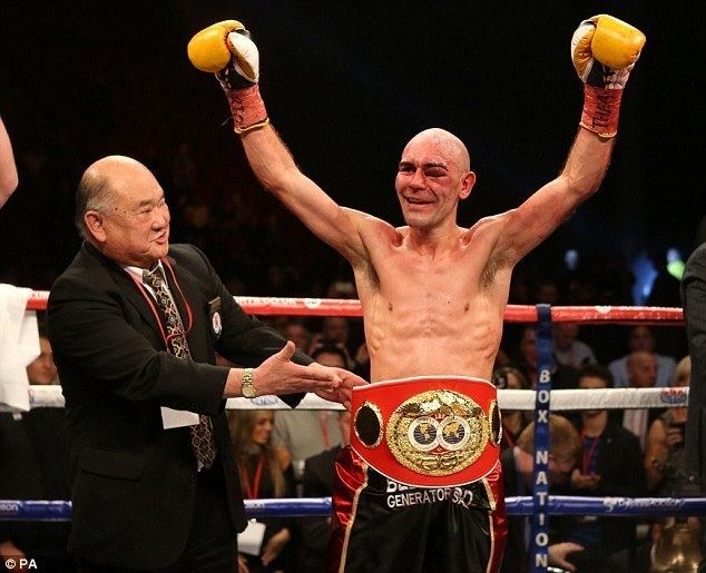 Stuart Hall (boxer) Stuart Hall completes remarkable journey from Ibiza drug binge to