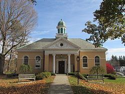 Sturbridge, Massachusetts httpsuploadwikimediaorgwikipediacommonsthu