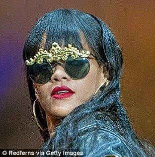 Styled to Rock (UK TV series) Rihanna39s TV style show hits rock bottom Daily Mail Online