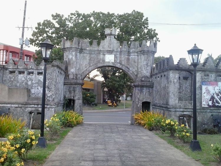 Subic Spanish gate