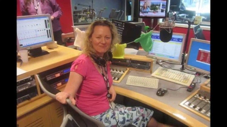 Sue Dougan CamBuntingTdF on BBC Radio Cambs Sue Dougan in the Afternoon YouTube