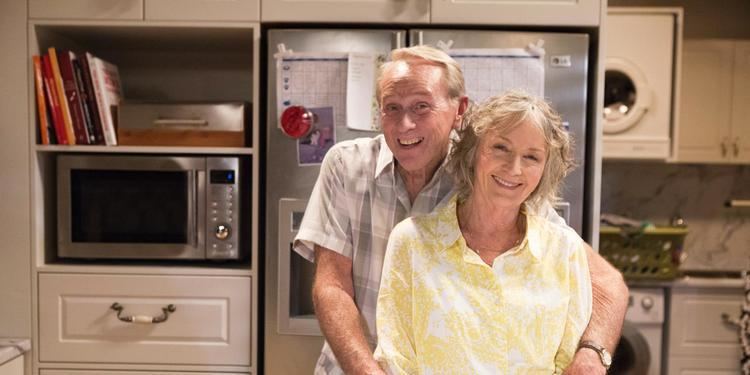 Sue Jones (actress) Neighbours star Sue Jones discusses Pam Willis return Its a very