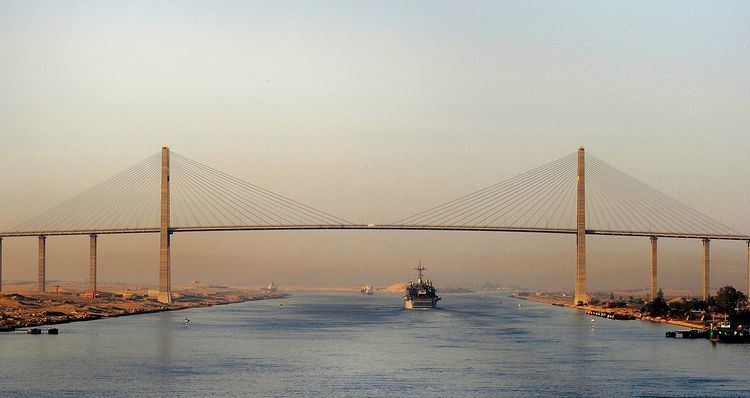 Suez Canal Bridge httpsuploadwikimediaorgwikipediacommonsthu