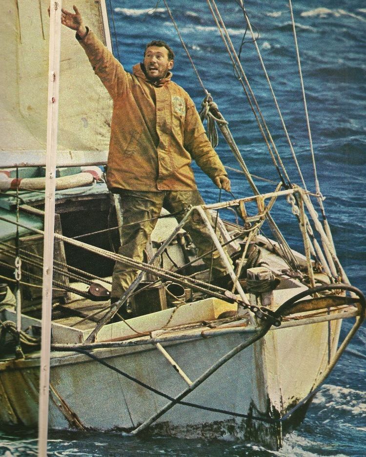 Suhaili Saltwater People Log The Great Solo Circumnavigator Robin
