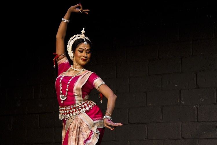 Sujata Mohapatra A Whirlwind Tour of Odissi Sujata Mohapatra Opens Erasing
