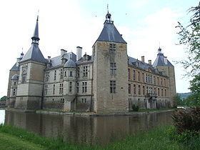 Sully, Saône-et-Loire httpsuploadwikimediaorgwikipediacommonsthu