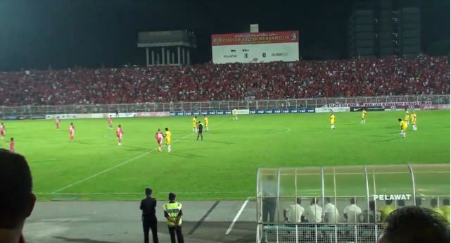 Sultan Muhammad IV Stadium