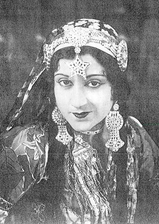 Sultana (actress)