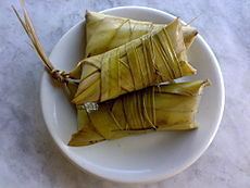 Suman (food) httpsuploadwikimediaorgwikipediacommonsthu