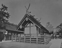 Sumiyoshi-zukuri httpsuploadwikimediaorgwikipediacommonsthu