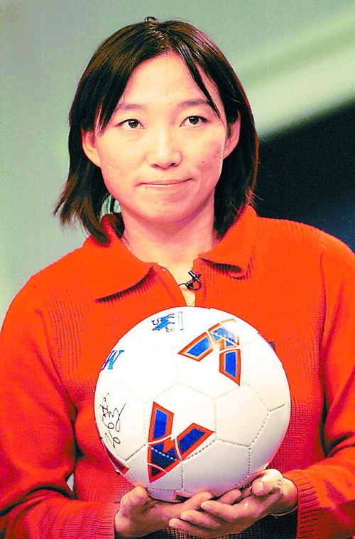 Sun Wen (footballer) wwwwomenofchinacnreswomenofchina1202sunjpg