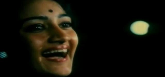 Sundara Swapnagalu Hege Helalisong From the Kannada movie Sundara Swapnagalu Watch