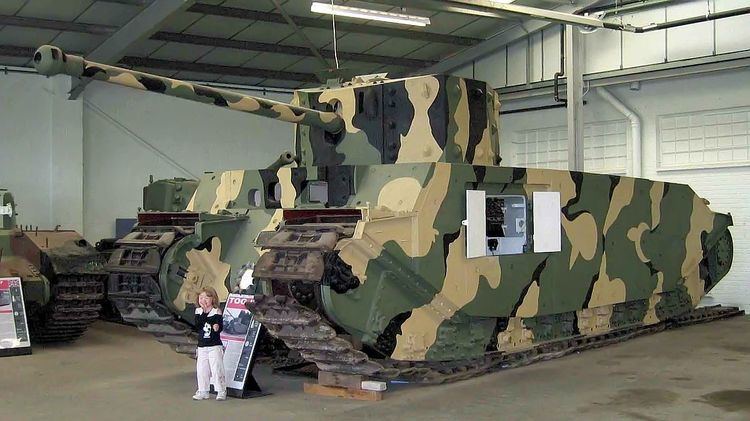 Super-heavy tank