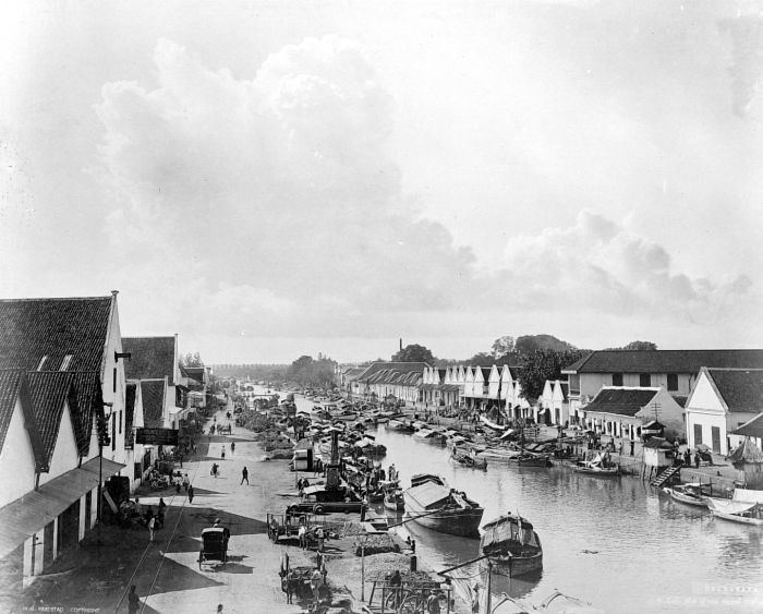 Surabaya in the past, History of Surabaya