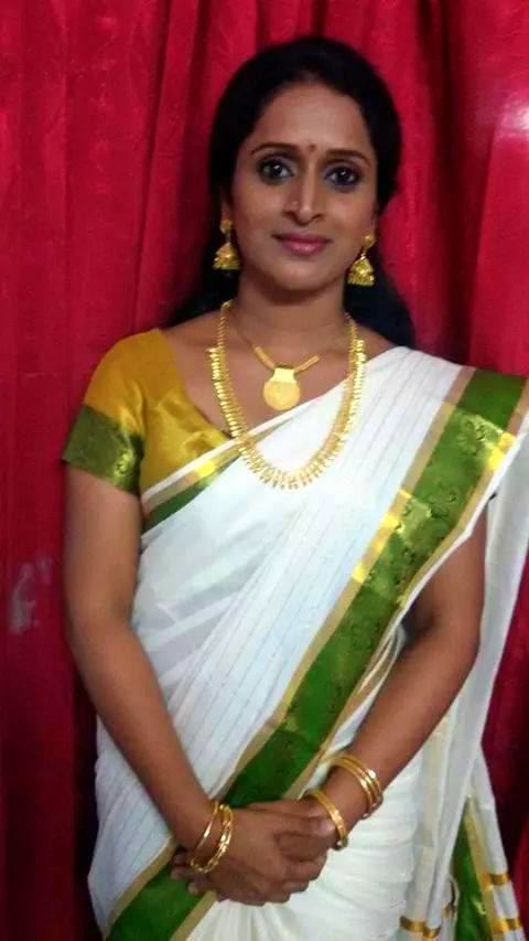Surabhi Lakshmi Serial actress Surabhi Lakshmi Marriage Photos Kerala9com