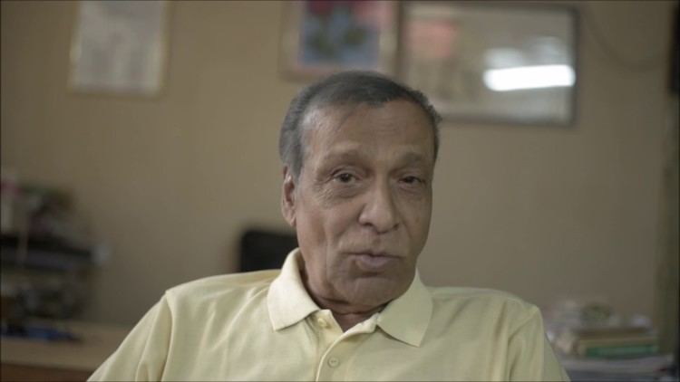 Suresh Heblikar Popular Filmmaker Suresh Heblikar review on MOJO Trailer YouTube
