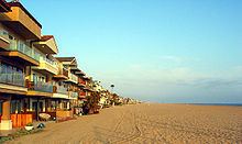 Surfside, California httpsuploadwikimediaorgwikipediacommonsthu