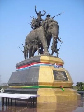 Suriyothai History of Ayutthaya Historical Sites Queen Suriyothai Monument