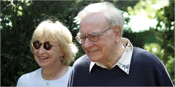 Susan Buffett How Does Warren Buffett Get Married Frugally It Turns