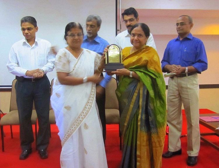 Suseela Prabhakaran Rio Alumni News Dr Suseela Prabhakaran receives Prof T Gopinatha