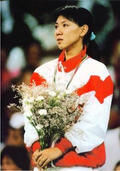 Susi Susanti Susi Susanti Best Female Badminton player in the 90s Olympic Gold
