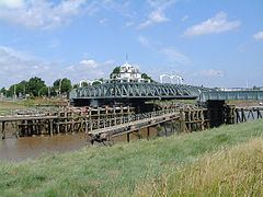 Sutton Bridge httpsuploadwikimediaorgwikipediacommonsthu