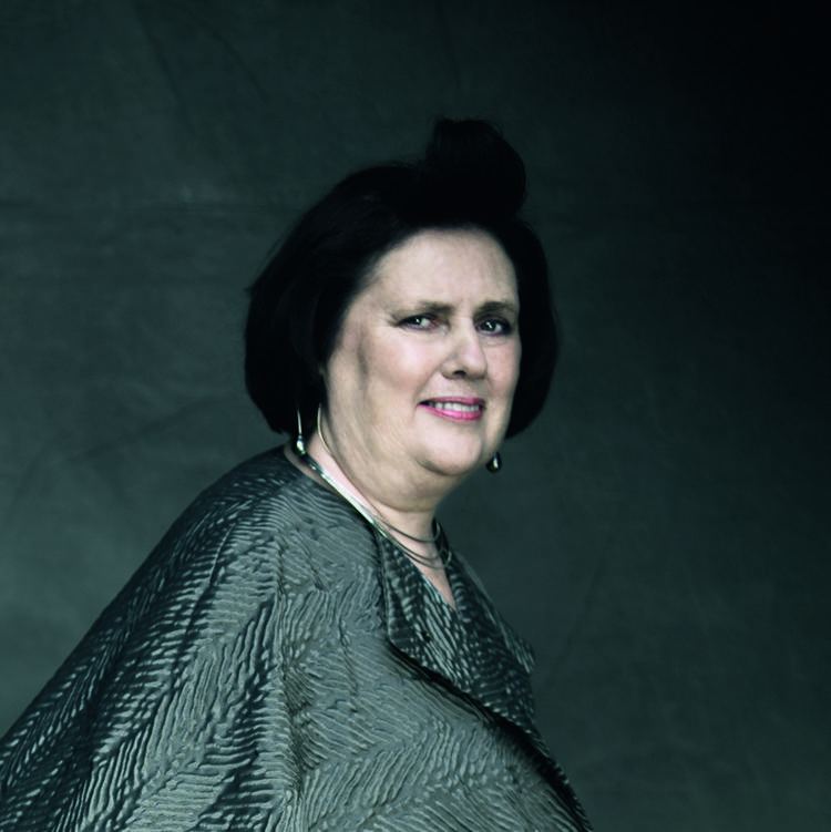 Suzy Menkes Suzy Menkes the queen of fashion journalism read iD