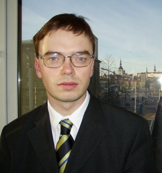 Sven Mikser Sven Mikser kannab vastutust uute esimeeste plvkonna eest