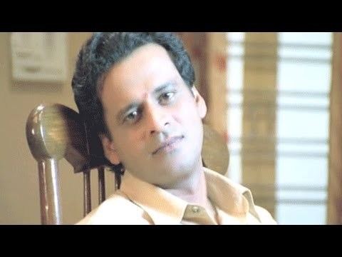 Manoj Bajpai Juhi Chawla Swami Emotional Scene 710 YouTube