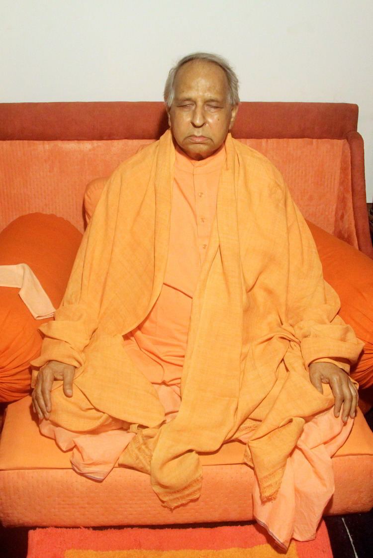 Swami Veda Bharati Official Photos
