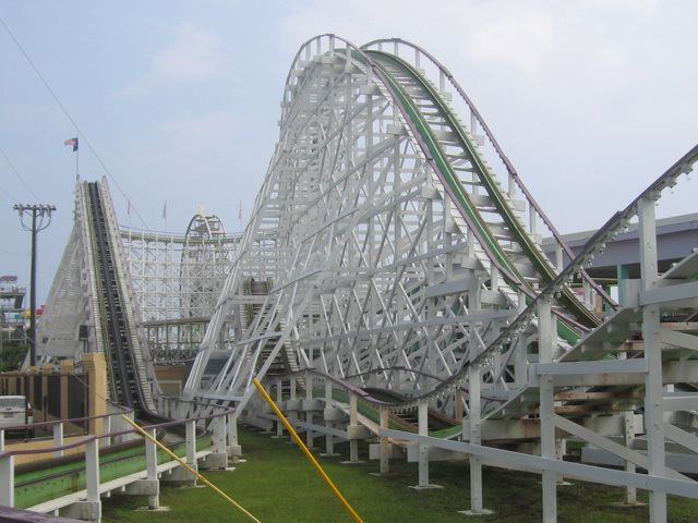 Swamp Fox (roller coaster) Photo TR The Wood Coasters of North America Theme Park Review