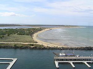 Swan Island (Victoria) httpsuploadwikimediaorgwikipediacommonsthu