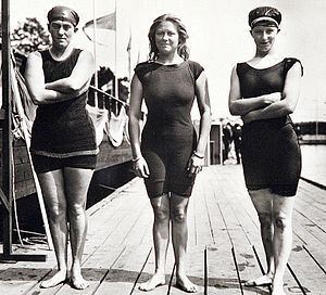 Swimming at the 1912 Summer Olympics – Women's 100 metre freestyle httpsuploadwikimediaorgwikipediacommonsthu