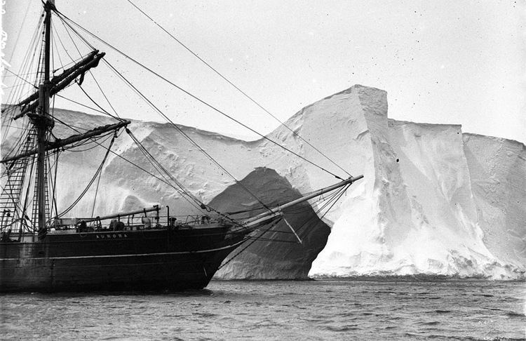 SY Aurora SY Aurora Douglas Mawson Ships of the Antarctic explorers