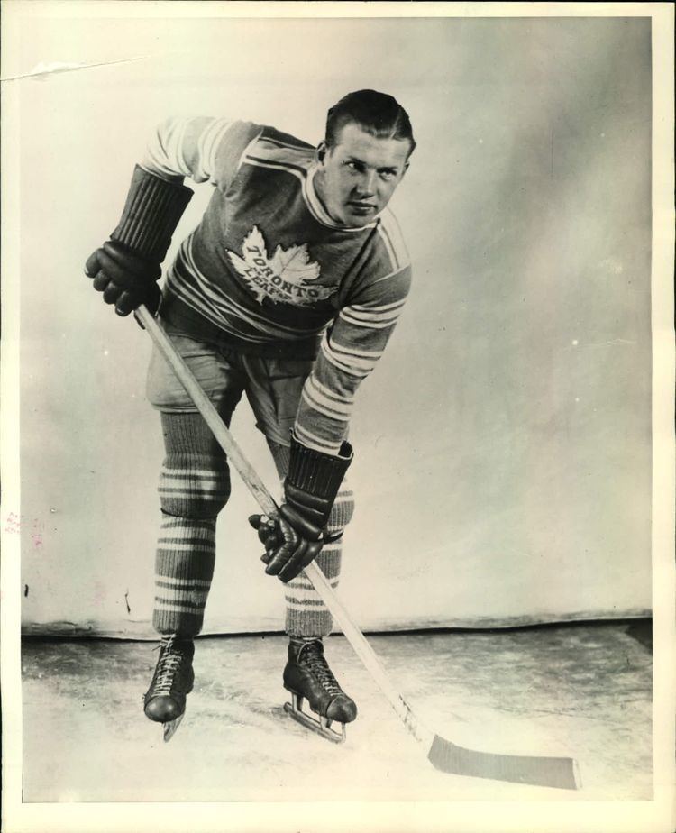 Syd Howe Syd Howe Toronto Maple Leafs 1932 HockeyGods