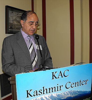 Syed Ghulam Nabi Fai Indian journos took junkets to Fais Kashmir conferences Rediff