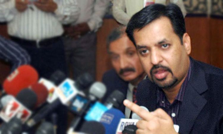 Syed Mustafa Kamal Former mayor Mustafa Kamal returns to Karachi after prolonged