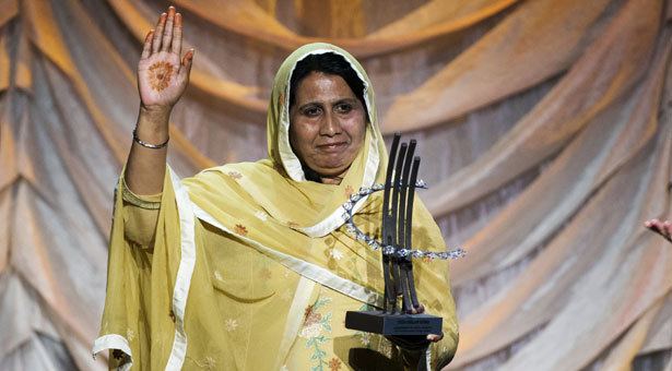 Syeda Ghulam Fatima Pakistani activist Syeda Ghulam Fatima receives Global