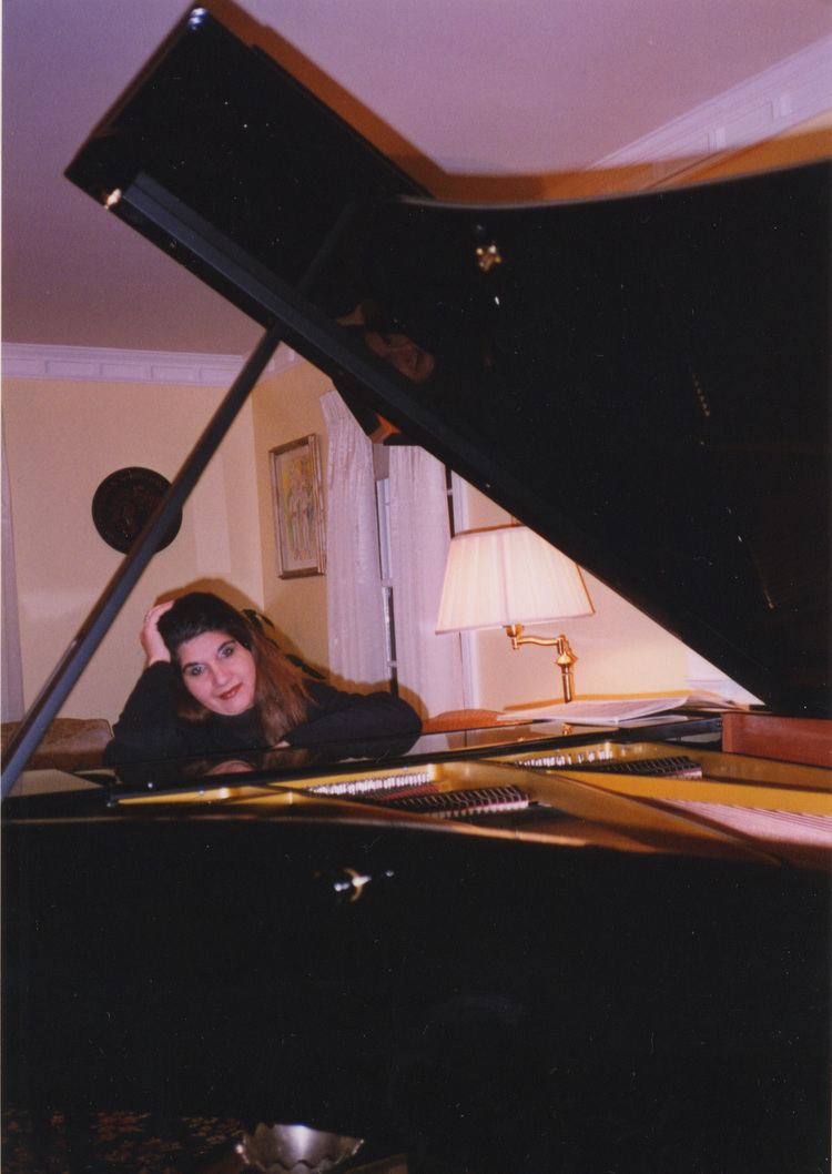 Sylvia Constantinidis Sylvia Constantinidis Pianist Composer Maria Silvia Castillo