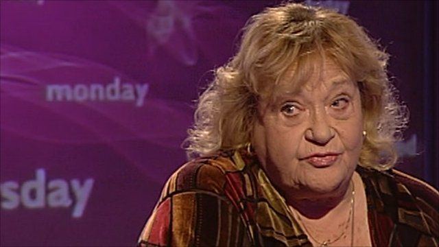 Sylvia Syms Actress Sylvia Syms on looking after older people BBC News