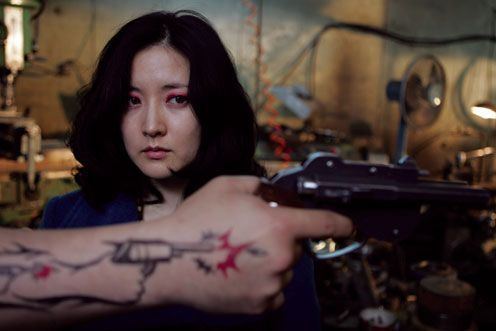 Sympathy for Lady Vengeance movie scenes Lee Geum ja Lee Young Ae is our lead having spent the last 12 5 years in prison for a crime that she didn t commit but did admit to doing 