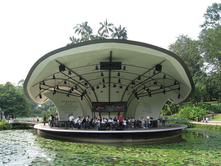 Symphony Lake (Singapore)