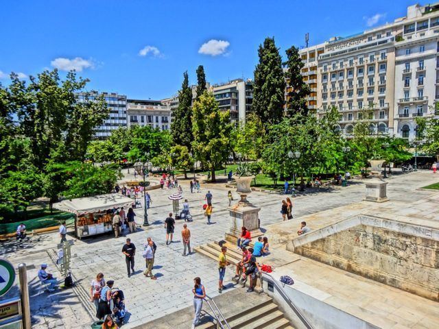 Syntagma Square wwwathensguidecomsyntagmabestjpg