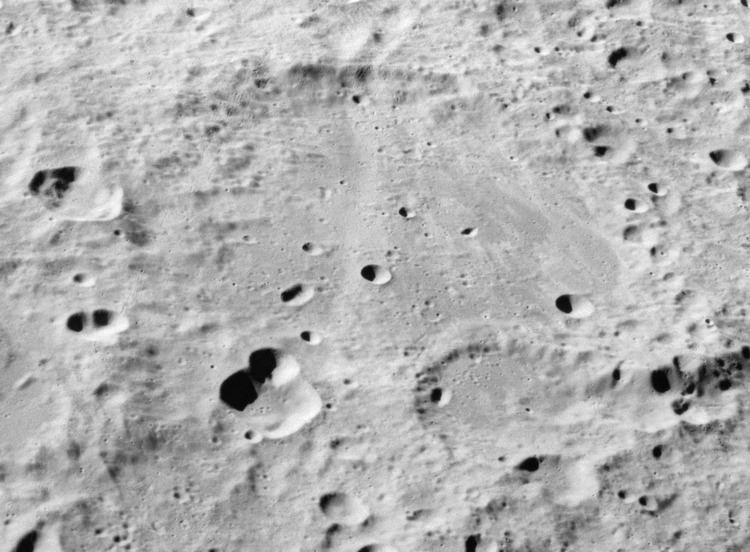Szilard (crater)