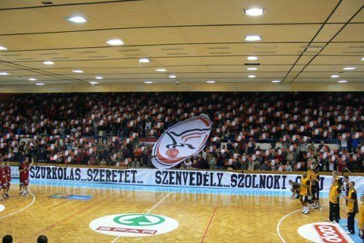 Szolnoki Olaj KK L Szolnoki Olaj KK Telekom Baskets Bonn EuroChallenge Kupa